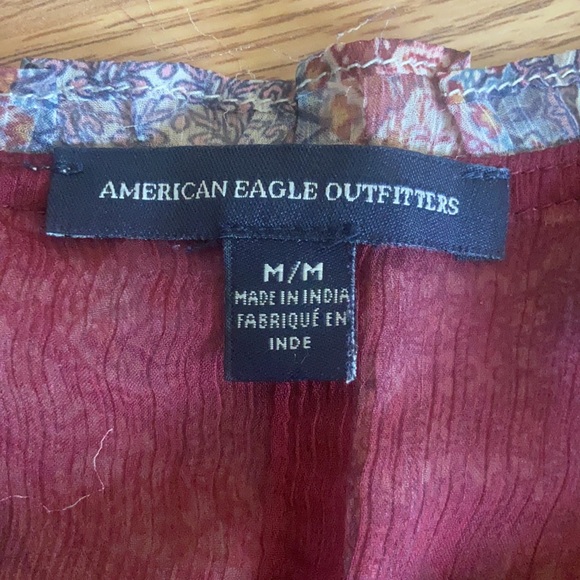American eagle cropped maroon top in size M - Picture 4 of 4